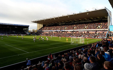 世預賽12強賽越南3-1中國 國足後防短路徐新補時破門難救主.